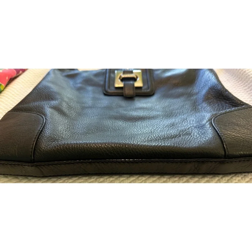 Kate Spade New‎ York Black pebble Leather Hobo Shoulder Bag Gold Buckle Top Zip